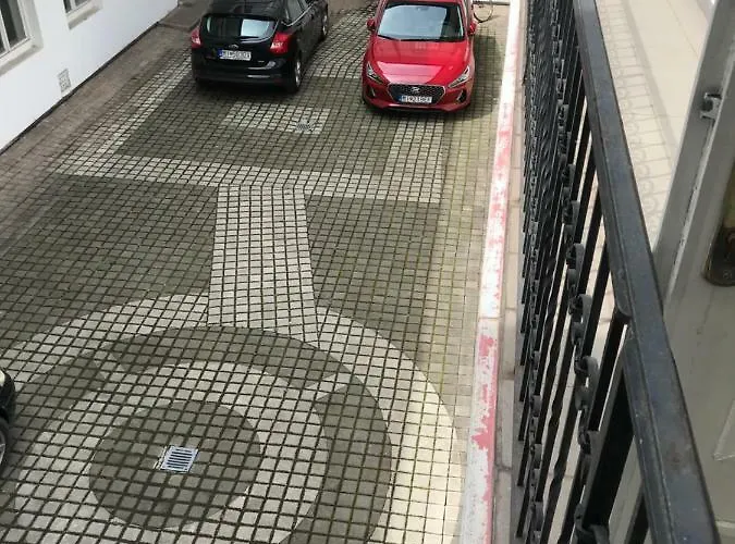 Dh Duomo Vi كَشّا